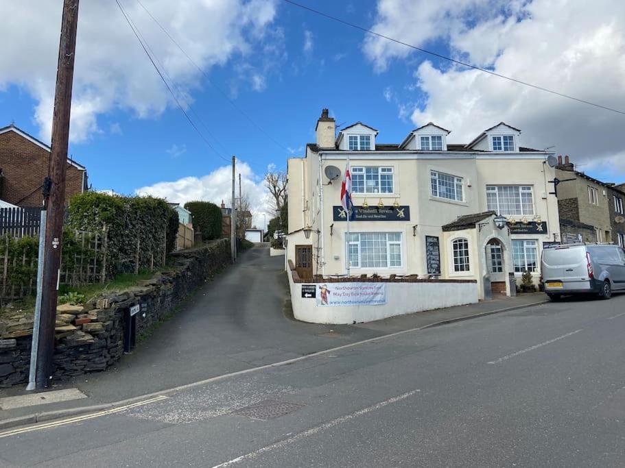 Unique Victorian Stable Conversion Halifax Eksteriør billede