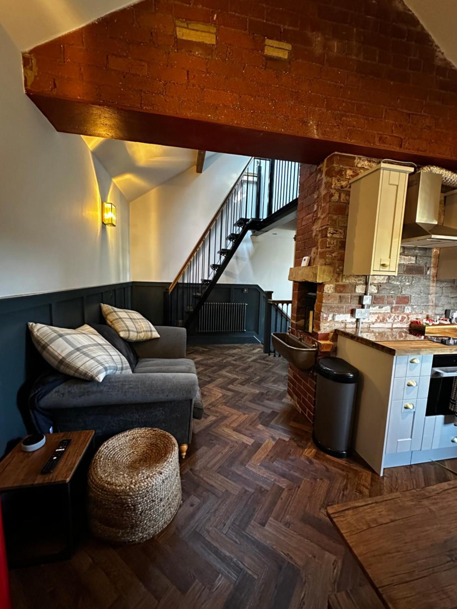 Unique Victorian Stable Conversion Halifax Eksteriør billede